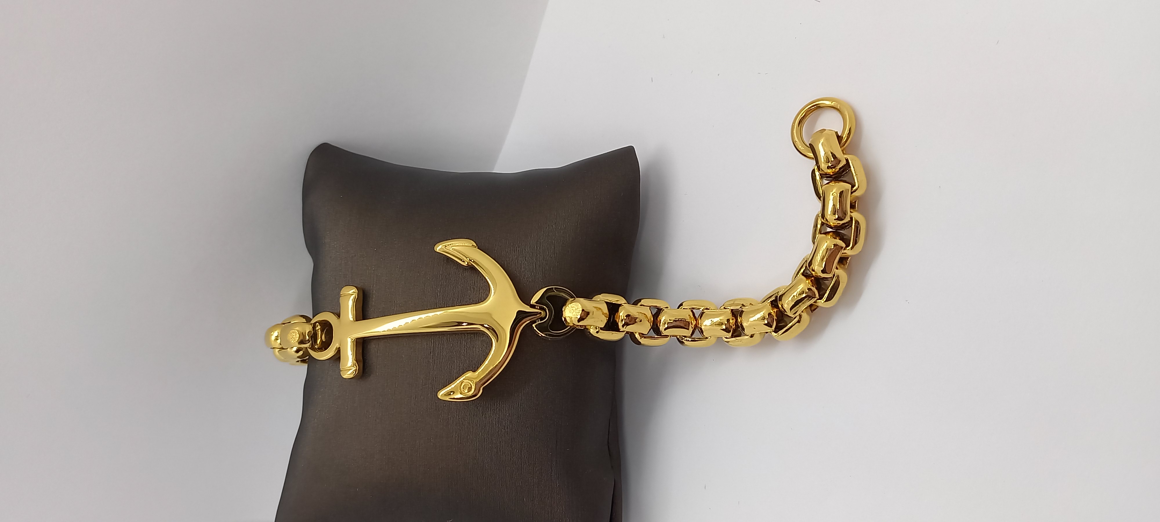 Pulsera Triana Ancla Dorada